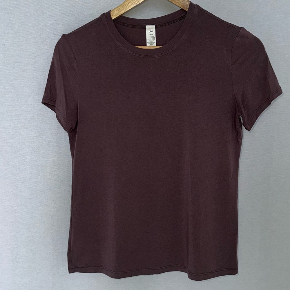 ALO Yoga All Day Short Sleeve